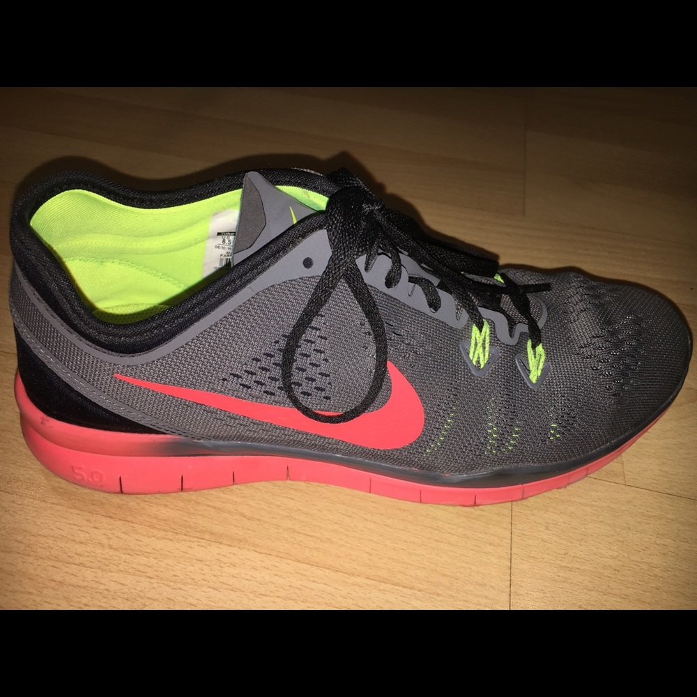 Nike Free 5.0 Sneakers Size 8.5